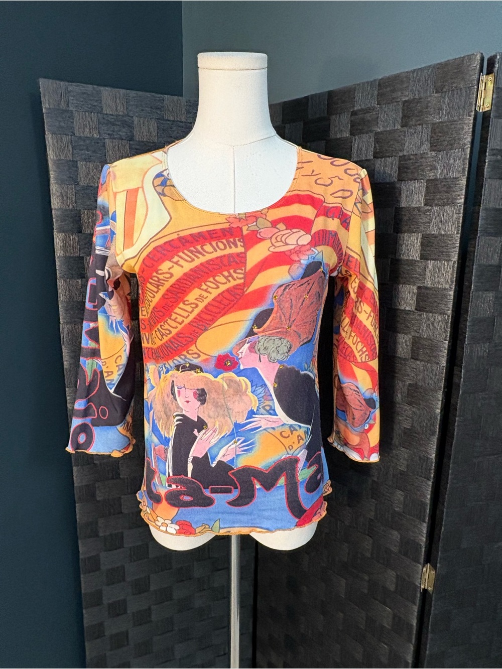 VTG Y2K Paris IQ Graphic Top Pop Art Toulouse-Lautrec Whimsical Tee
